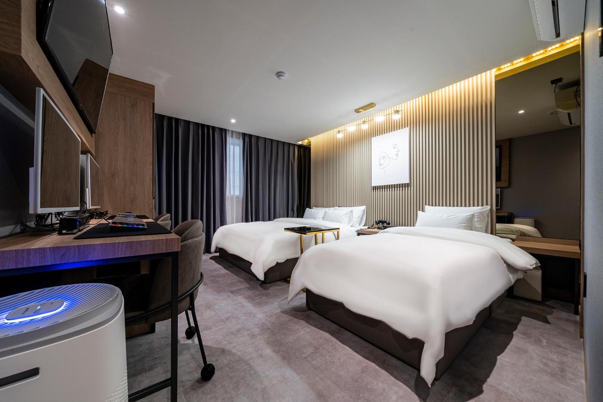 Urban Brown Hotel Chungju City Hall Extérieur photo
