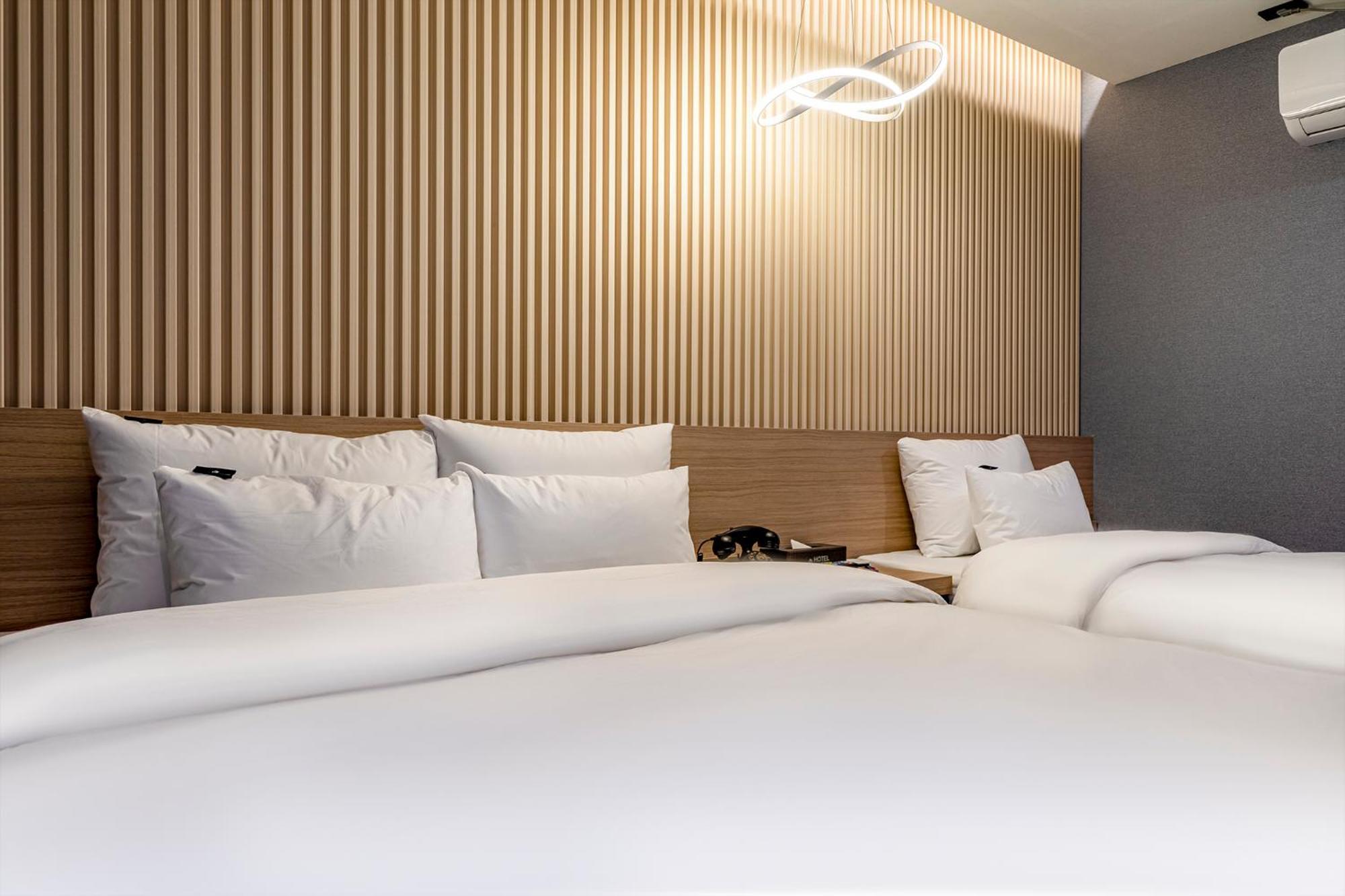 Urban Brown Hotel Chungju City Hall Extérieur photo